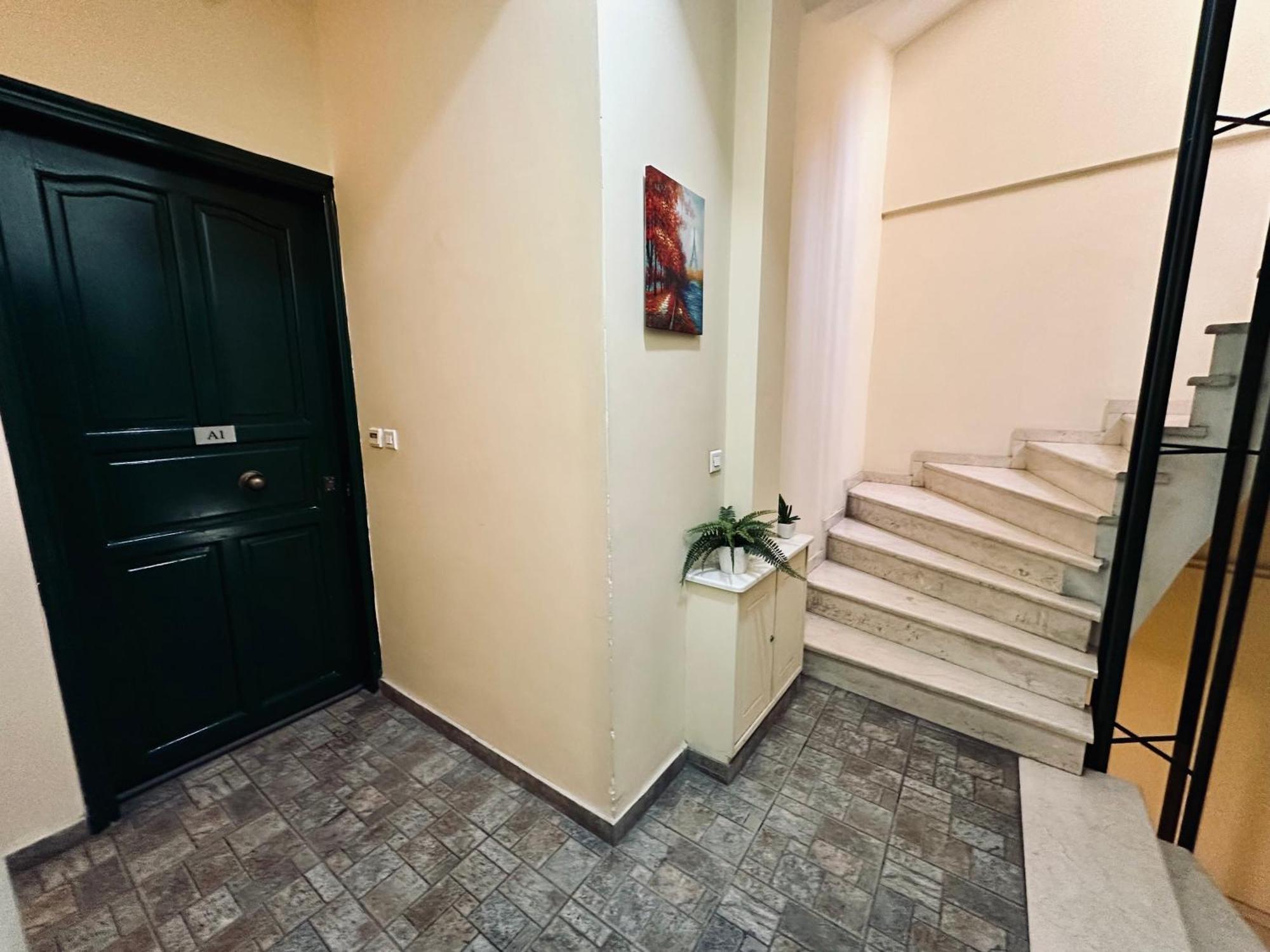 אתונה Cozy Apartments Mc Queen מראה חיצוני תמונה