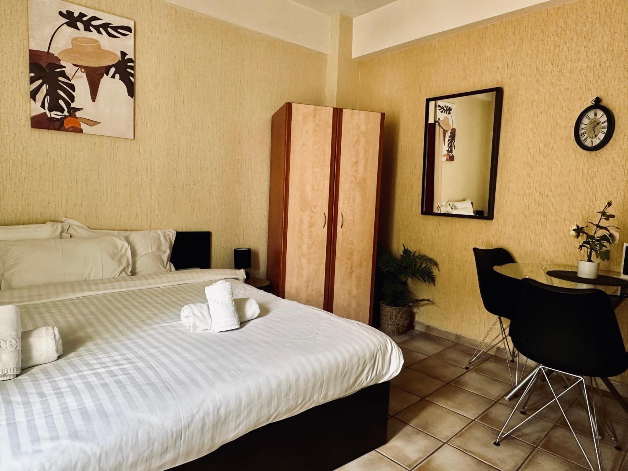 אתונה Cozy Apartments Mc Queen מראה חיצוני תמונה