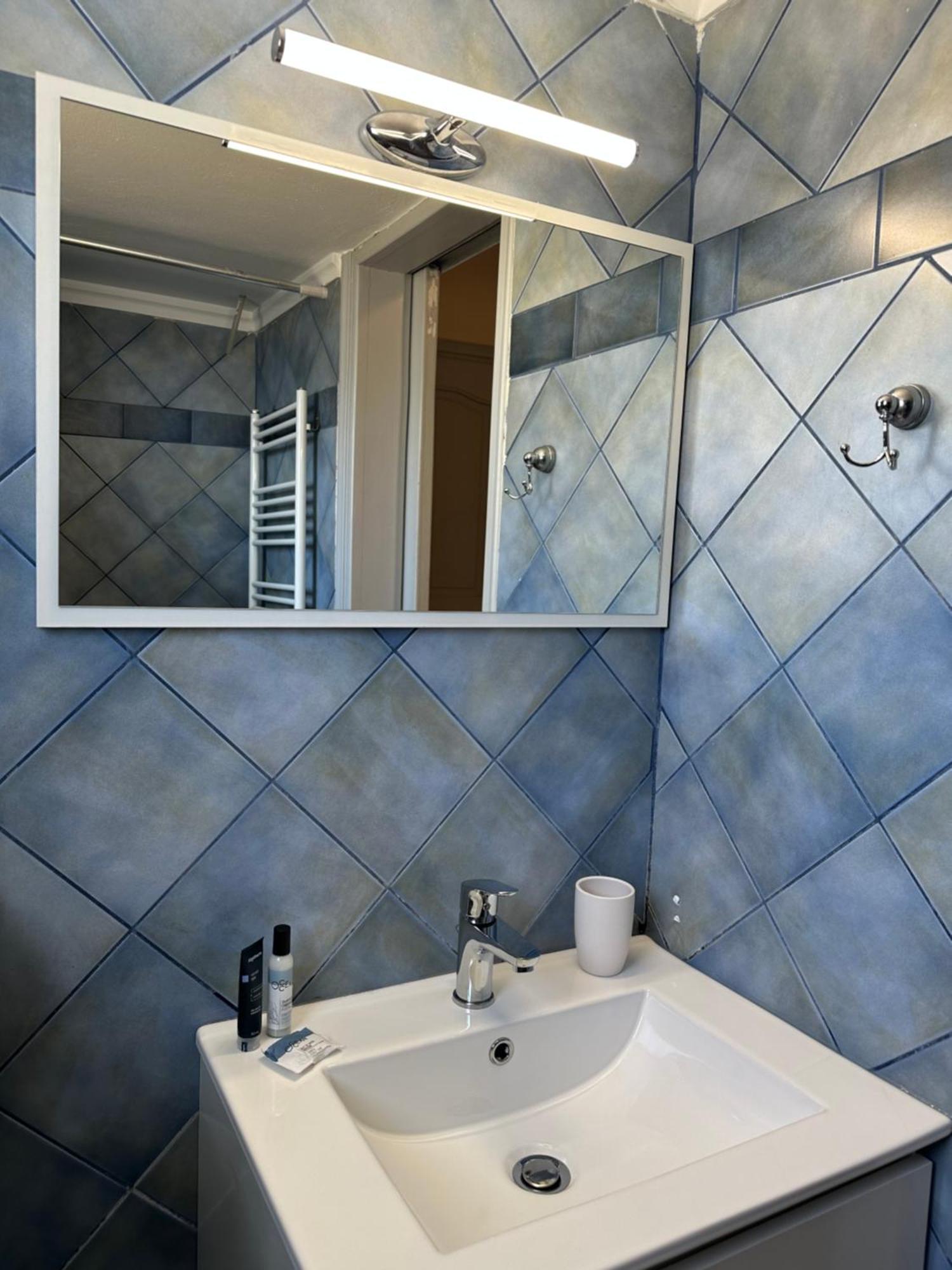 אתונה Cozy Apartments Mc Queen מראה חיצוני תמונה