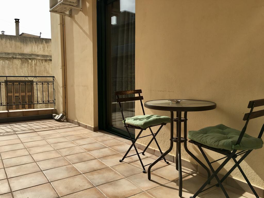 אתונה Cozy Apartments Mc Queen מראה חיצוני תמונה